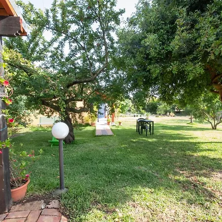 Bed and breakfast Is Cuccus