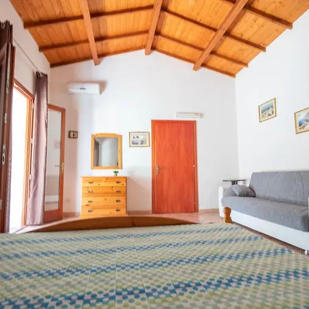 Is Cuccus Bed and Breakfast Masainas