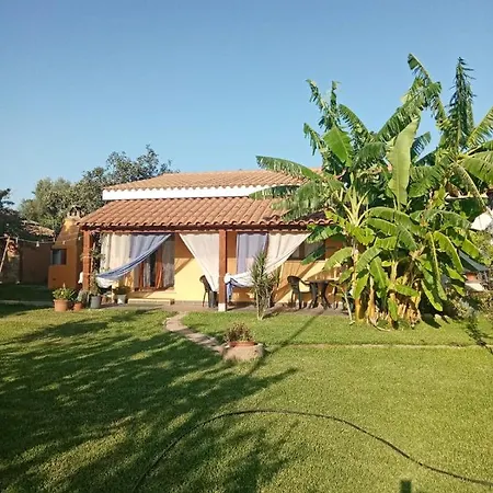 Bed & Breakfast Is Cuccus 3*