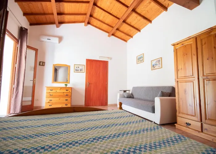 Is Cuccus 住宿加早餐酒店